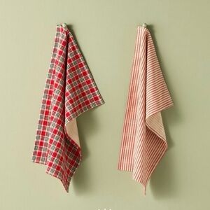 Hearth & Hand Magnolia Set of 2 Holiday Kitchen Towels Red Plaid/Striped